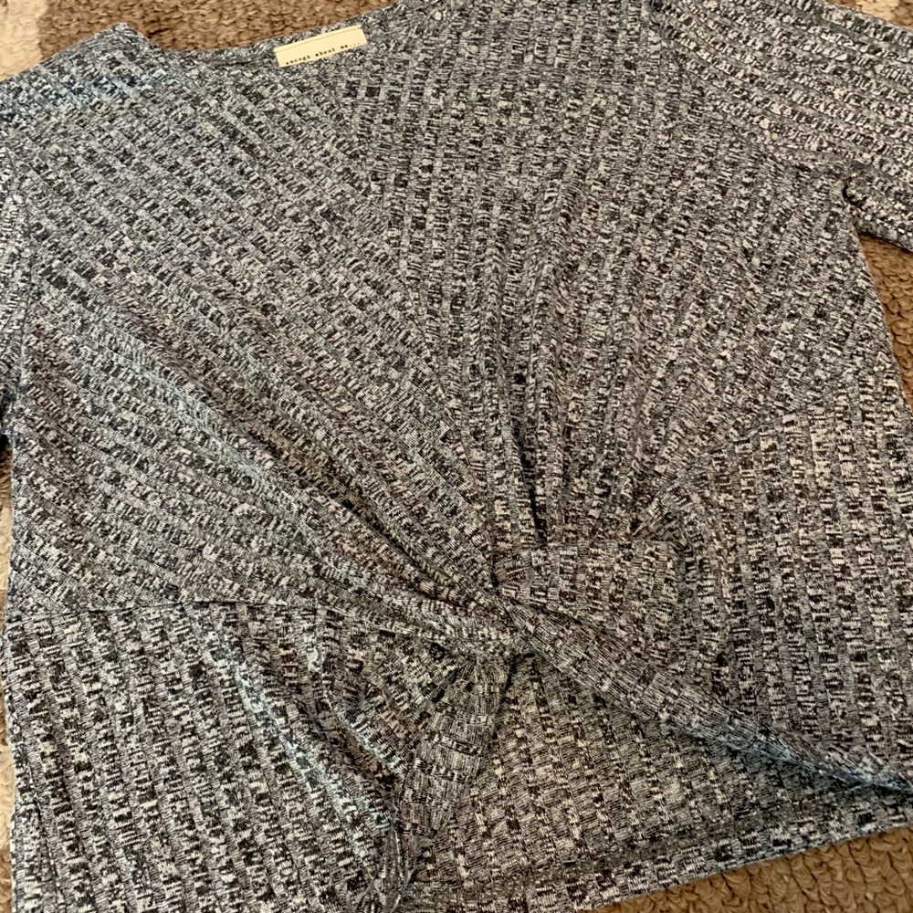 Gray Ribbed Crop Top - Picture 4 of 4
